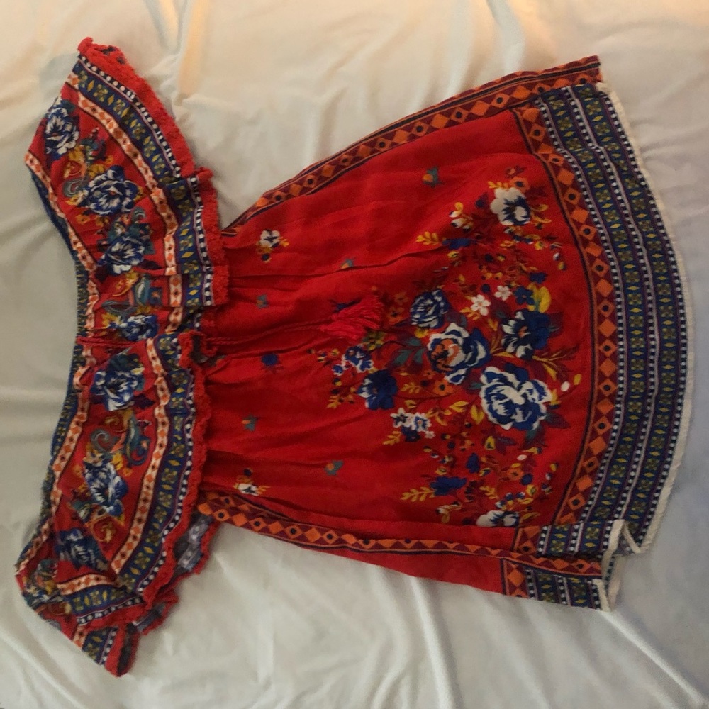 Super sexy off the shoulder mini dress!